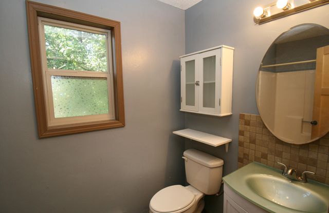1201 E East Court, Ozark, MO 65721