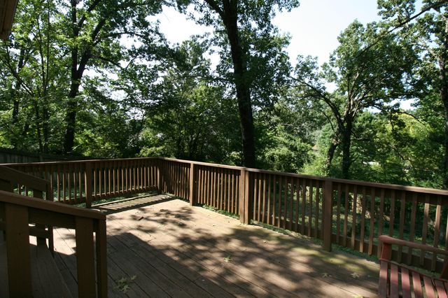 1201 E East Court, Ozark, MO 65721