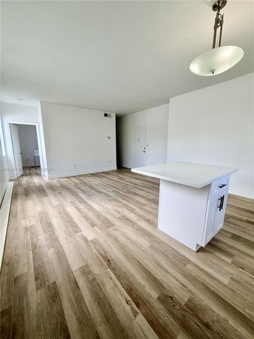 737 Jefferson Ave 204, Miami Beach, FL 33139