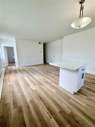 737 Jefferson Ave 204, Miami Beach, FL 33139