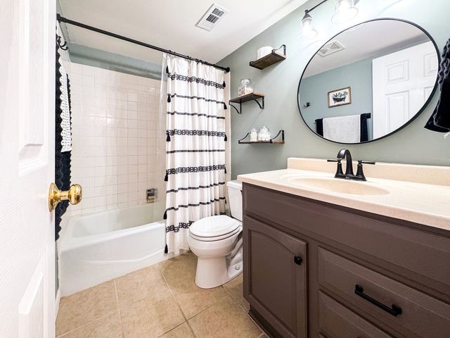 15801 ORLAN BROOK Drive 54, Orland Park, IL 60462