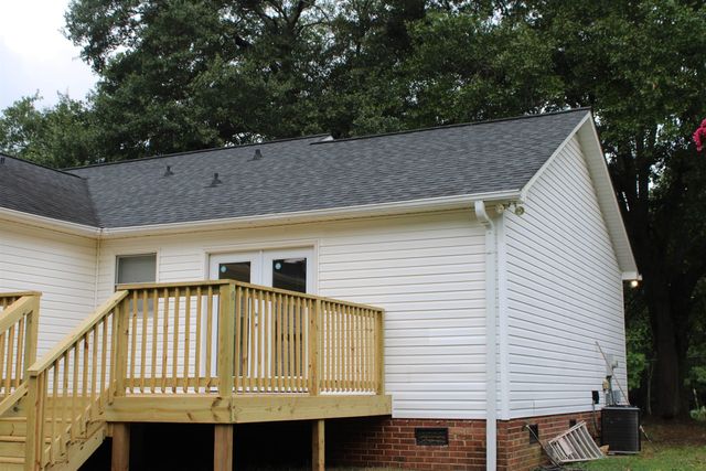 1059 Otts Shoals, Roebuck, SC 29376