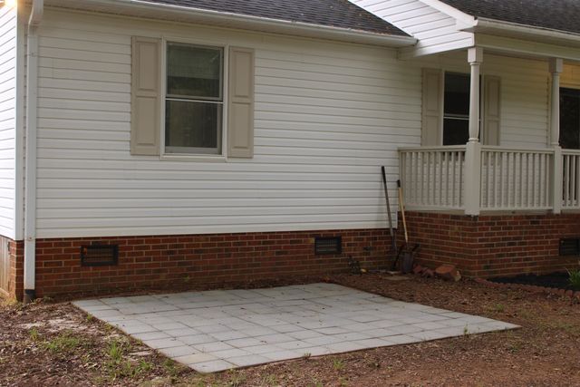 1059 Otts Shoals, Roebuck, SC 29376