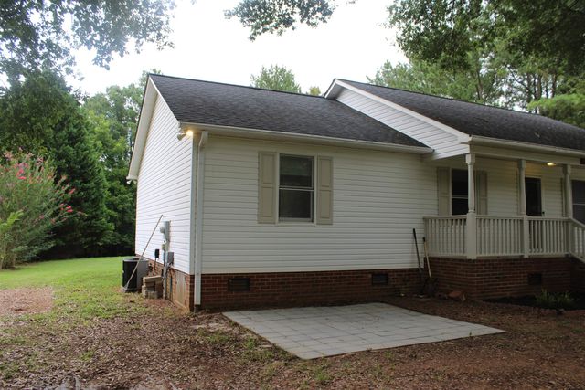 1059 Otts Shoals, Roebuck, SC 29376