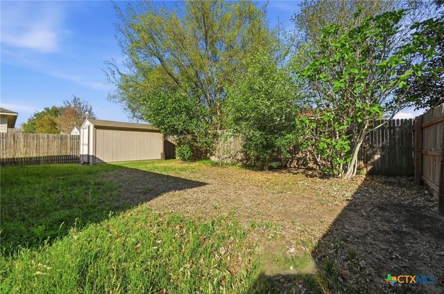 201 Wisteria Way, San Marcos, TX 78666