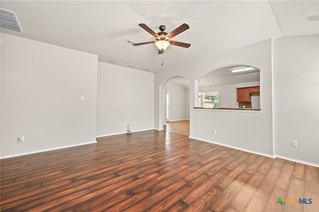 201 Wisteria Way, San Marcos, TX 78666