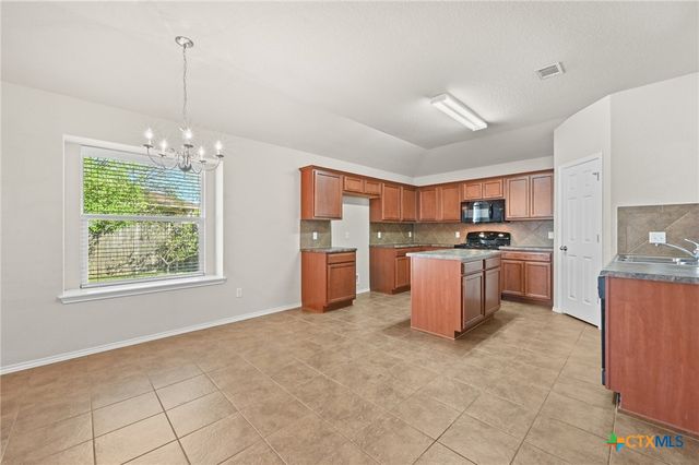 201 Wisteria Way, San Marcos, TX 78666