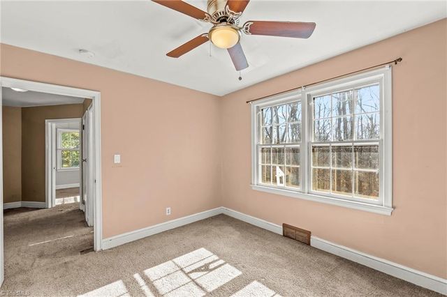 3624 Yadkinville Road, Winston-salem, NC 27106