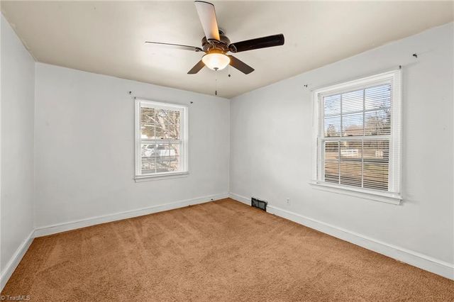 3624 Yadkinville Road, Winston-salem, NC 27106