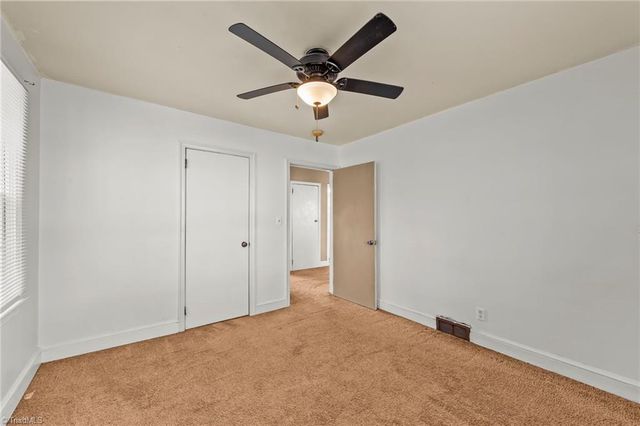 3624 Yadkinville Road, Winston-salem, NC 27106