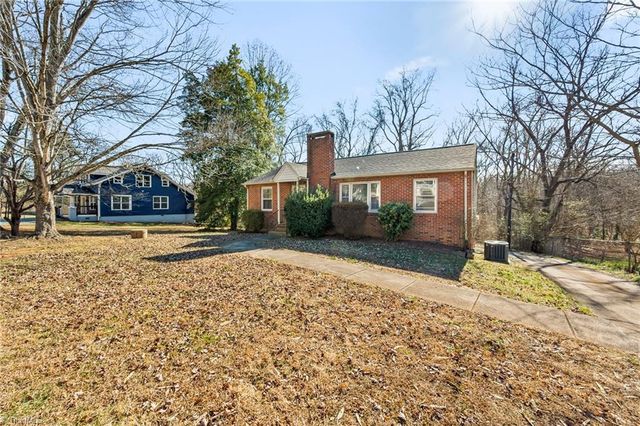 3624 Yadkinville Road, Winston-salem, NC 27106