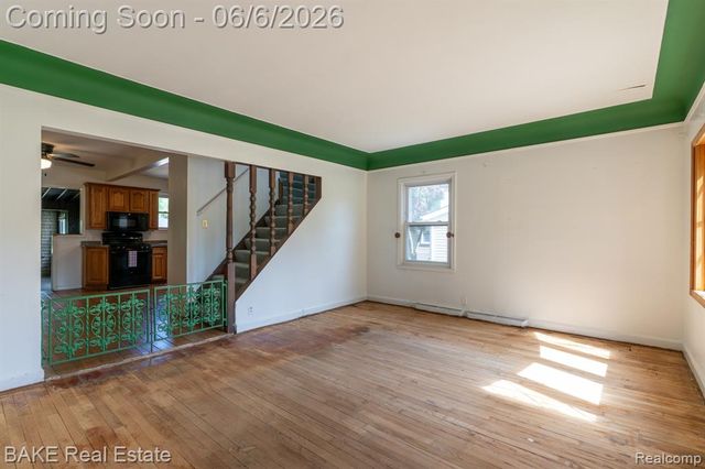 10195 Stark Road, Livonia, MI 48150