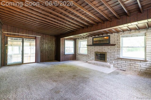 10195 Stark Road, Livonia, MI 48150