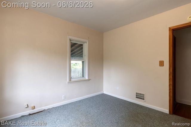 10195 Stark Road, Livonia, MI 48150