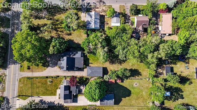 10195 Stark Road, Livonia, MI 48150