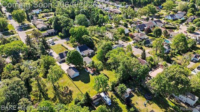 10195 Stark Road, Livonia, MI 48150