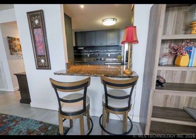 450 W 7th Street S 906, Tulsa, OK 74119