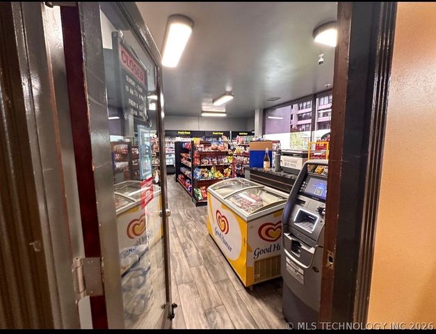 450 W 7th Street S 906, Tulsa, OK 74119