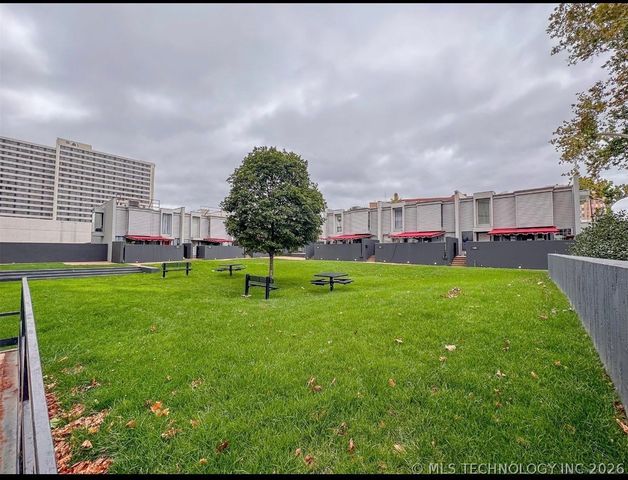 450 W 7th Street S 906, Tulsa, OK 74119