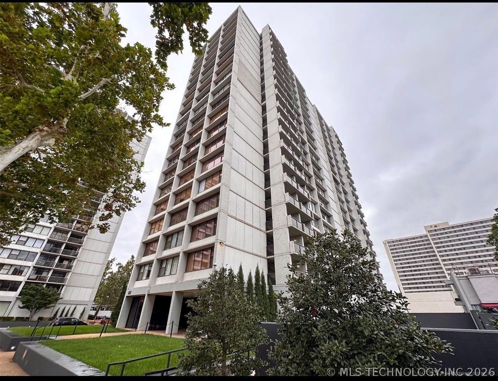 450 W 7th Street S 906, Tulsa, OK 74119