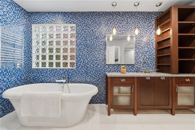 6455 Rutherford Place, Suwanee, GA 30024