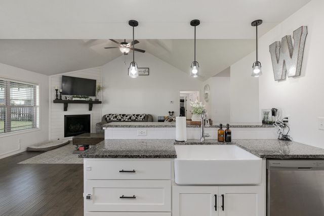 4226 Rome Avenue, Ozark, MO 65721