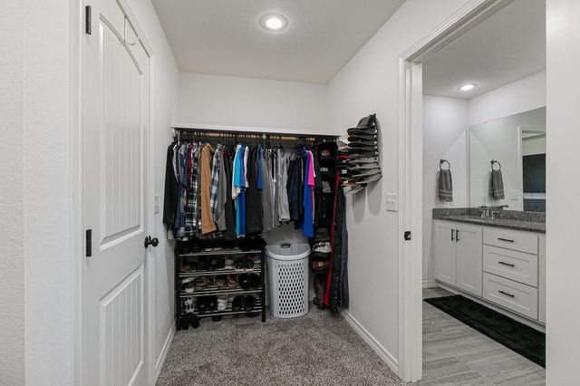 4226 Rome Avenue, Ozark, MO 65721