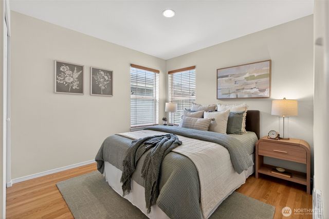 9257 Interlake Avenue N, Seattle, WA 98103