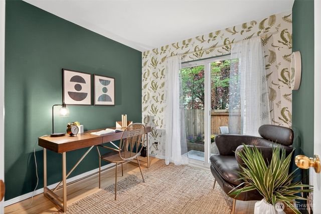 9257 Interlake Avenue N, Seattle, WA 98103