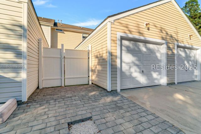 41 8th Ave, Bluffton, SC 29910