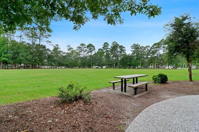 41 8th Ave, Bluffton, SC 29910