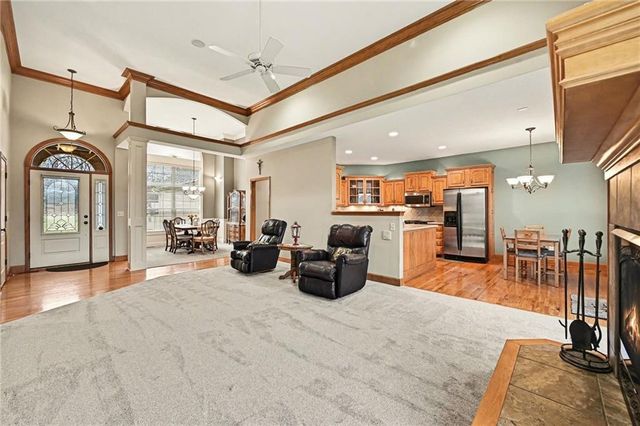 15423 N Mount Olivet Road, Smithville, MO 64089