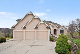 15423 N Mount Olivet Road, Smithville, MO 64089