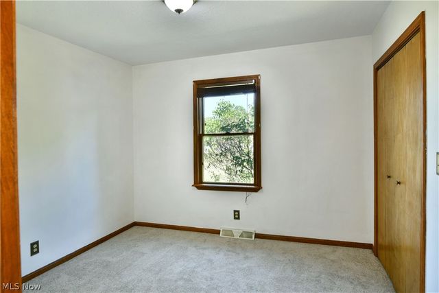 6525 Duck Creek Road, Berlin Center, OH 44401
