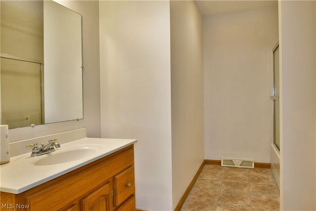 6525 Duck Creek Road, Berlin Center, OH 44401