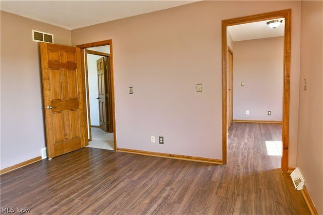 6525 Duck Creek Road, Berlin Center, OH 44401