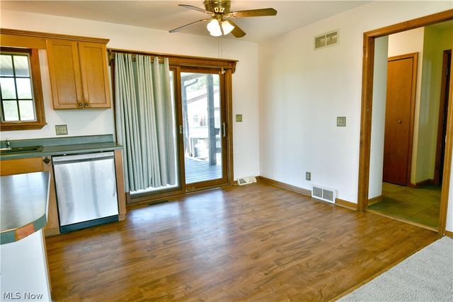 6525 Duck Creek Road, Berlin Center, OH 44401