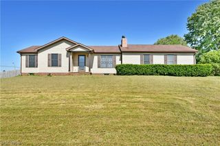6525 Duck Creek Road, Berlin Center, OH 44401