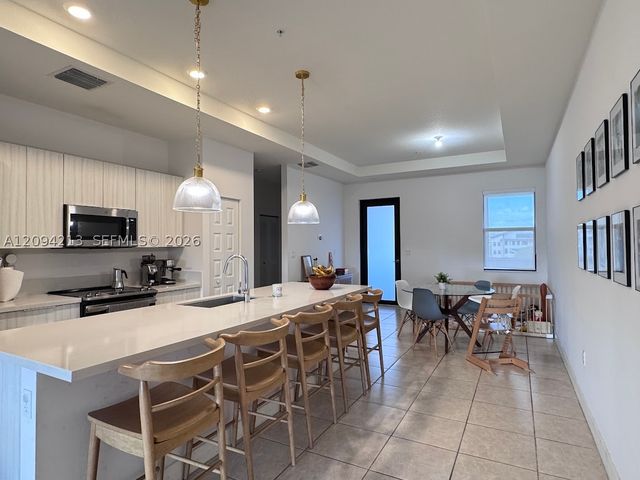 8015 NW 104th Ave 38, Doral, FL 33178