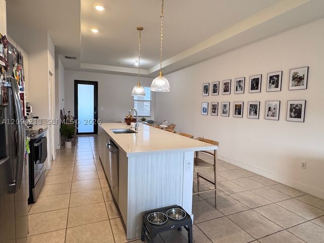 8015 NW 104th Ave 38, Doral, FL 33178