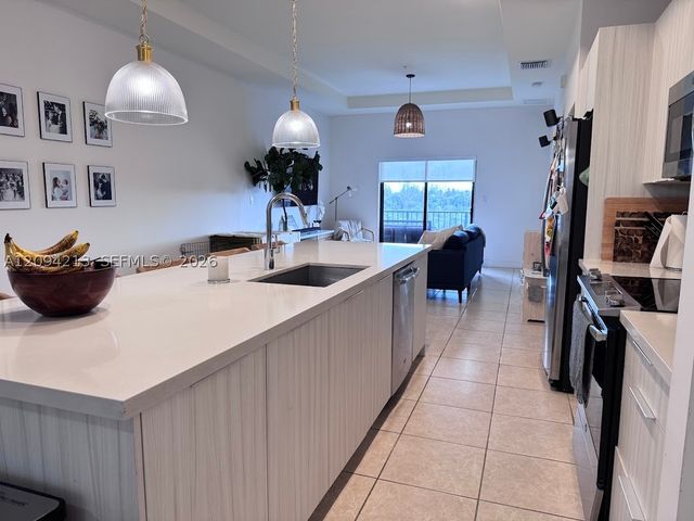 8015 NW 104th Ave 38, Doral, FL 33178