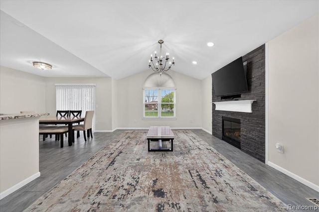 15235 Cornell Drive, Clinton Township, MI 48038
