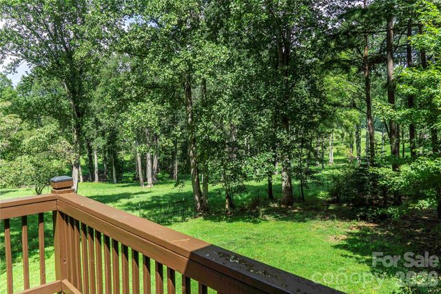15 Pete Luther Road, Candler, NC 28715