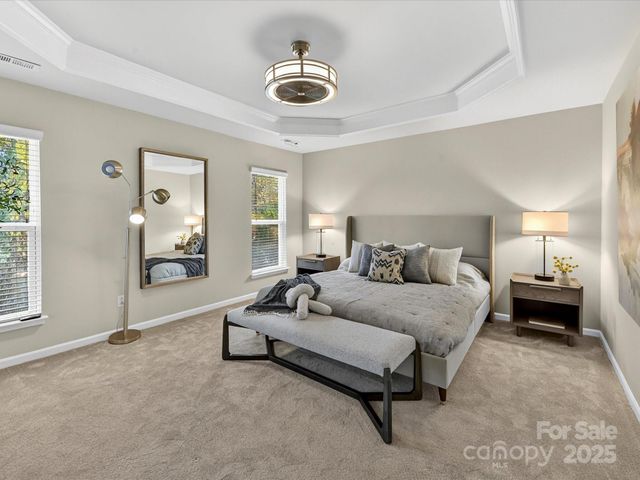 2568 Royal York Avenue, Charlotte, NC 28210