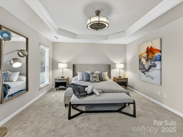 2568 Royal York Avenue, Charlotte, NC 28210