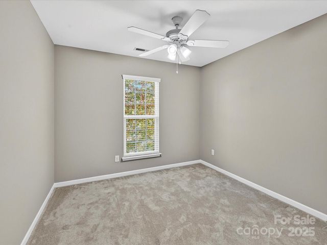 2568 Royal York Avenue, Charlotte, NC 28210