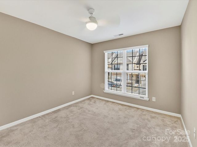 2568 Royal York Avenue, Charlotte, NC 28210