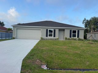 1438 SW Goodman Avenue, Port St Lucie, FL 34953