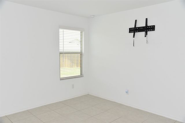 348 Dry Canyon Way, Fort Worth, TX 76052