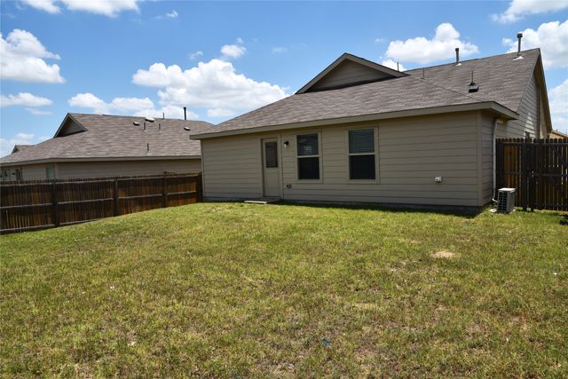 348 Dry Canyon Way, Fort Worth, TX 76052